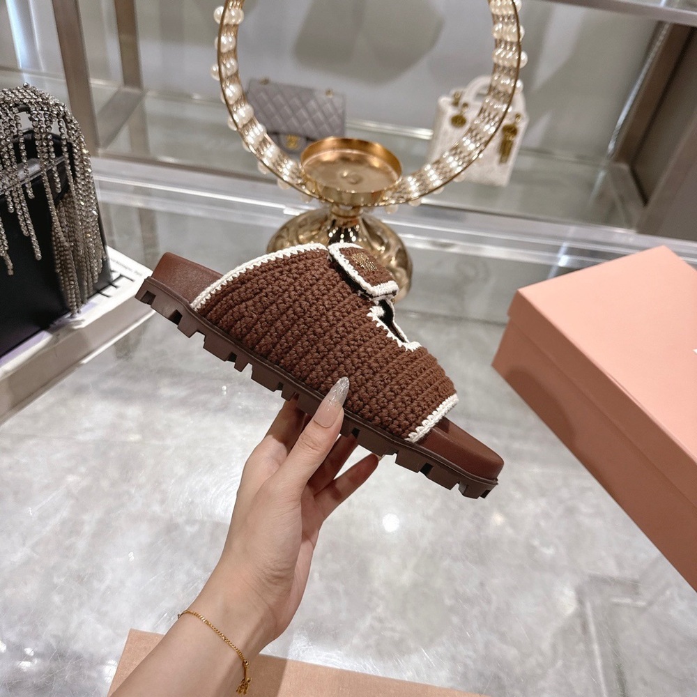 Miu Miu Brown Crochet Platform Slide Sandals - Picture 7 of 8